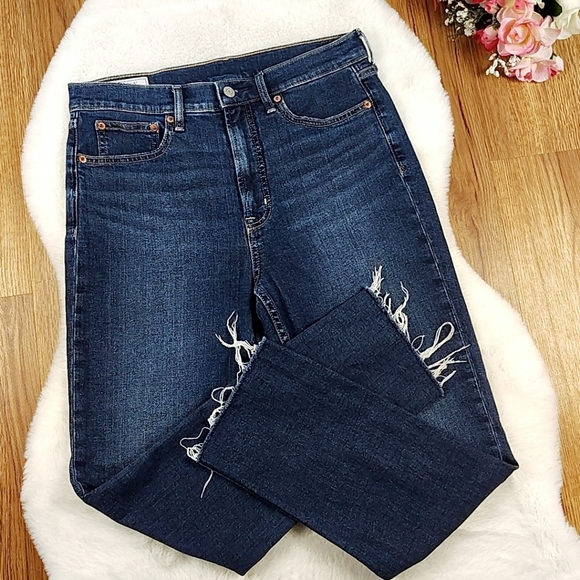 GAP High Rise Jeans - Picture 1 of 9